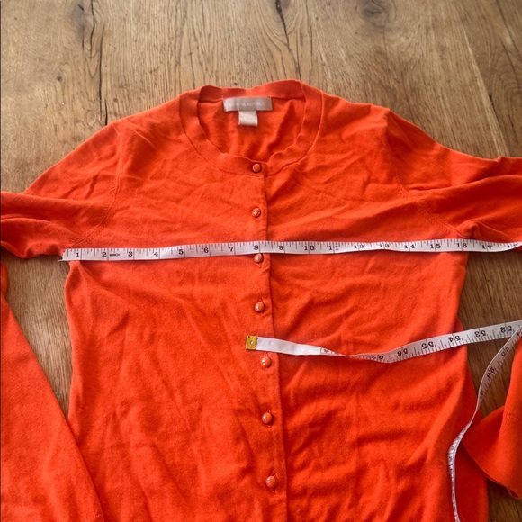 Banana Republic S Orange cardigan. - Picture 3 of 4